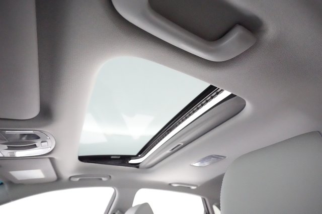 2023 Hyundai Kona — photo 18 of 27