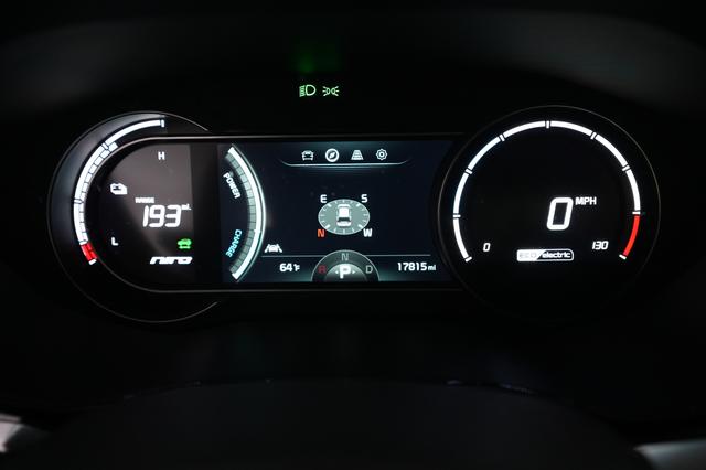 2022 Kia Niro EV — photo 4 of 20