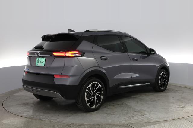 2022 Chevrolet Bolt EUV — photo 2 of 21