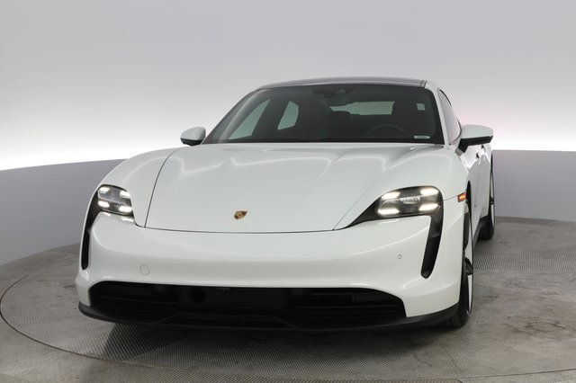 2020 Porsche Taycan — photo 5 of 28