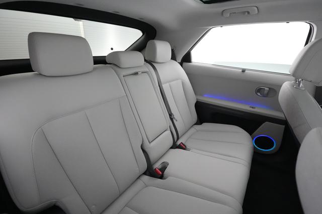 2024 Hyundai IONIQ 5 — photo 4 of 23