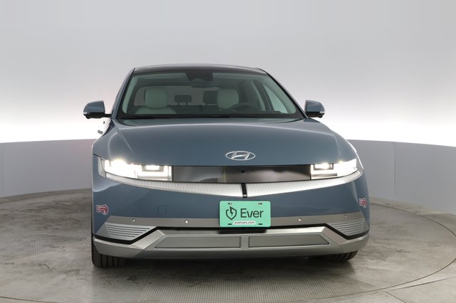 2024 Hyundai IONIQ 5 — photo 13 of 23