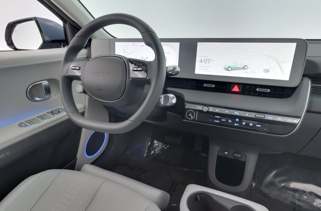 2024 Hyundai IONIQ 5 — photo 19 of 23