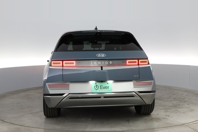 2024 Hyundai IONIQ 5 — photo 8 of 23
