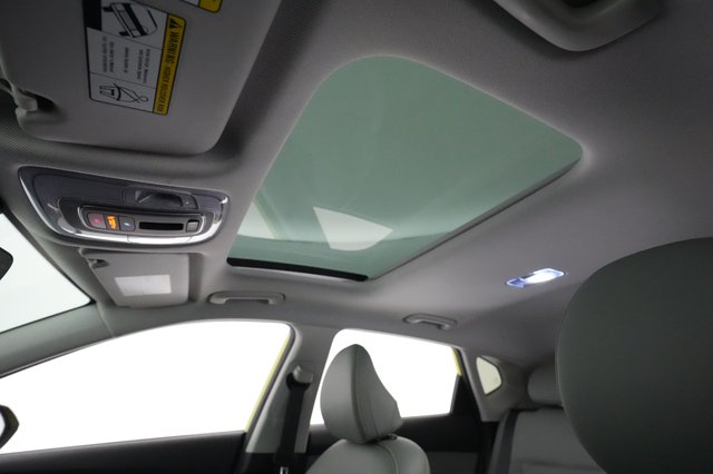 2024 Hyundai Kona — photo 18 of 21