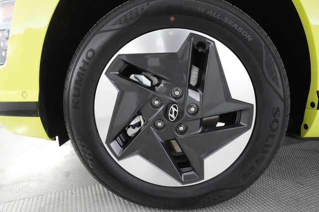 2024 Hyundai Kona — photo 13 of 21