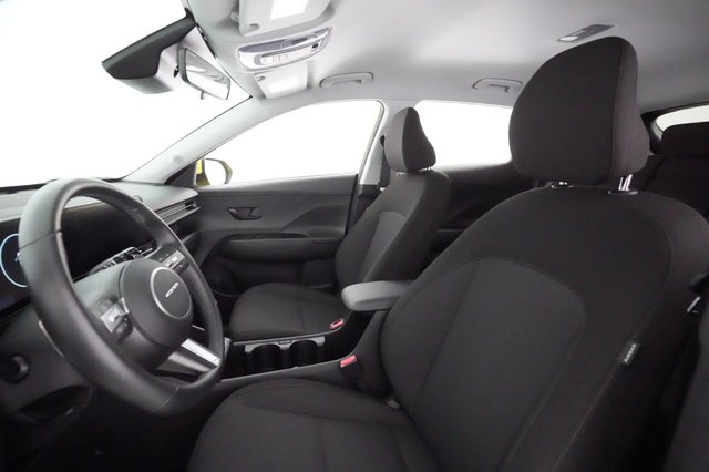 2024 Hyundai Kona — photo 3 of 21