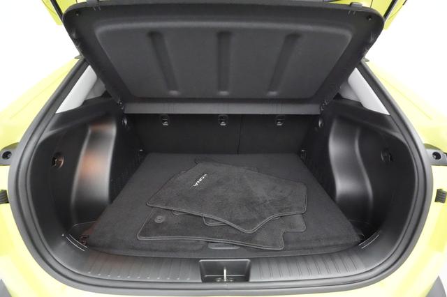 2024 Hyundai Kona — photo 6 of 21