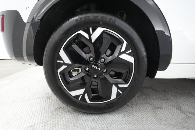 2023 Kia Niro EV — photo 14 of 26