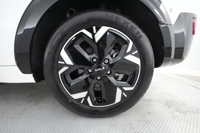 2023 Kia Niro EV — photo 12 of 26