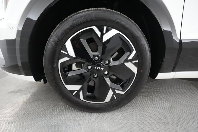 2023 Kia Niro EV — photo 11 of 26