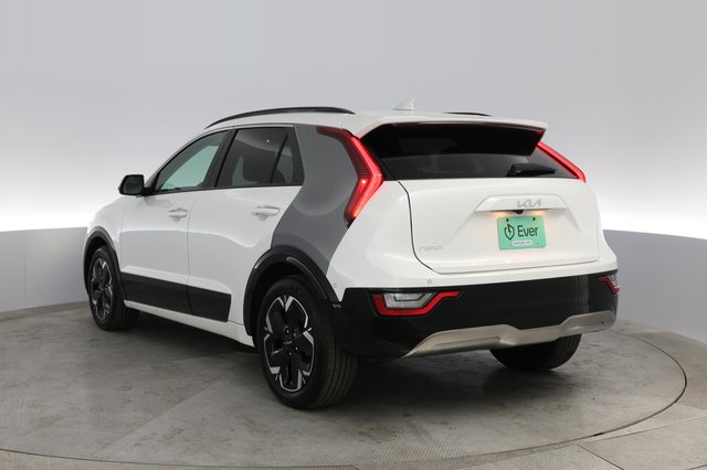 2023 Kia Niro EV — photo 9 of 26