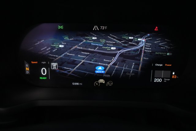 2022 Polestar 2 — photo 4 of 20