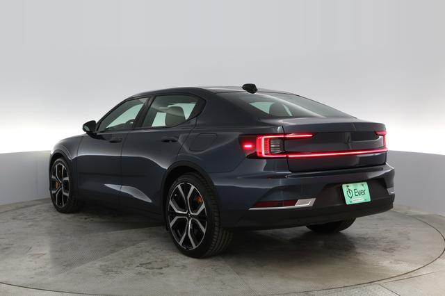 2022 Polestar 2 — photo 9 of 20
