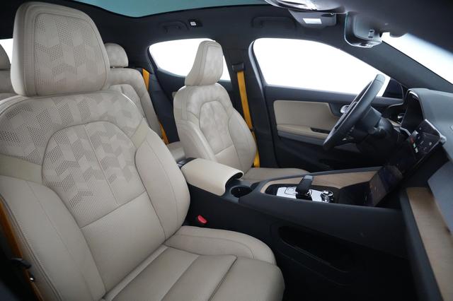 2022 Polestar 2 — photo 2 of 20