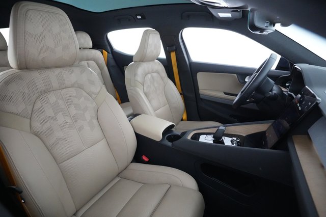 2022 Polestar 2 — photo 2 of 20
