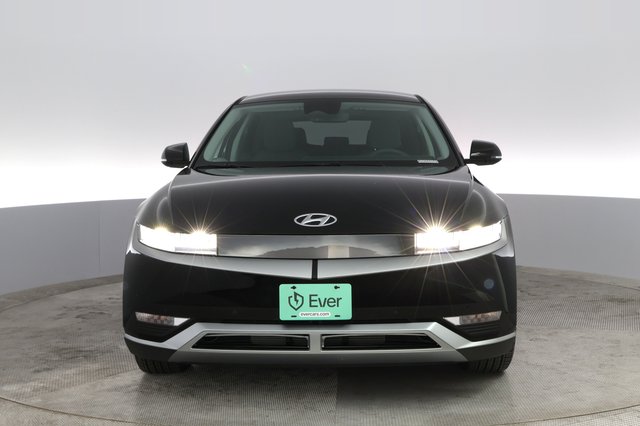 2024 Hyundai IONIQ 5 — photo 13 of 20
