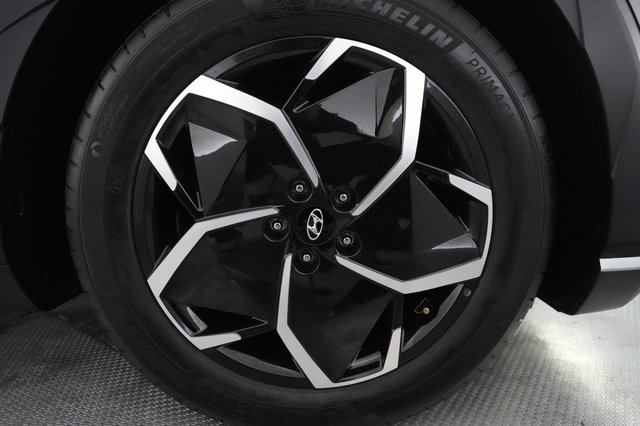 2024 Hyundai IONIQ 5 — photo 15 of 20