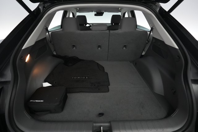 2024 Hyundai IONIQ 5 — photo 6 of 20