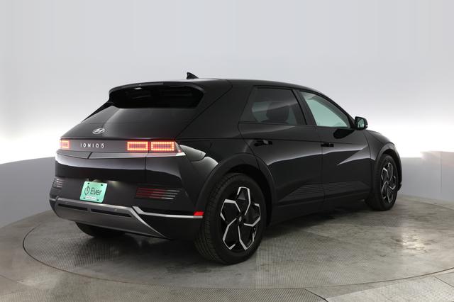 2024 Hyundai IONIQ 5 — photo 2 of 20
