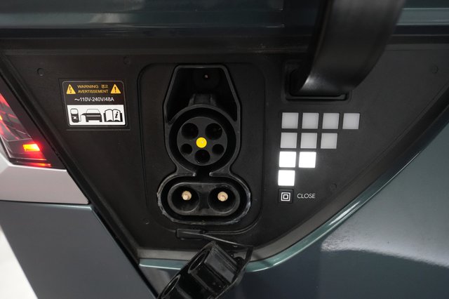 2023 Hyundai IONIQ 5 — photo 8 of 21