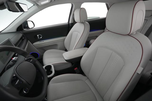 2023 Hyundai IONIQ 5 — photo 3 of 21