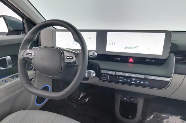 2023 Hyundai IONIQ 5 — photo 3 of 24