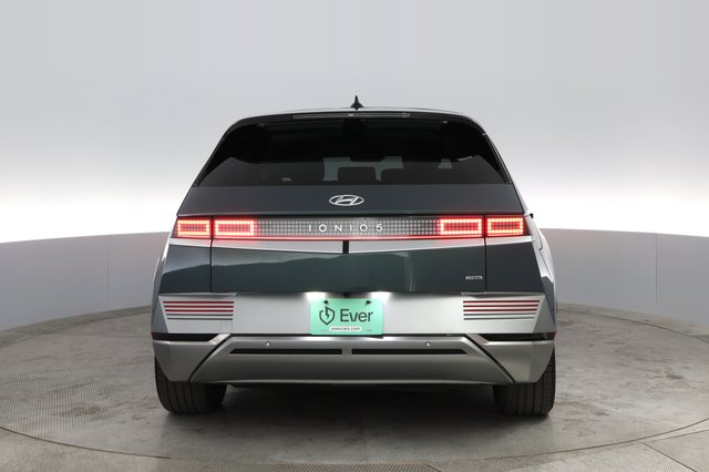2023 Hyundai IONIQ 5 — photo 9 of 24