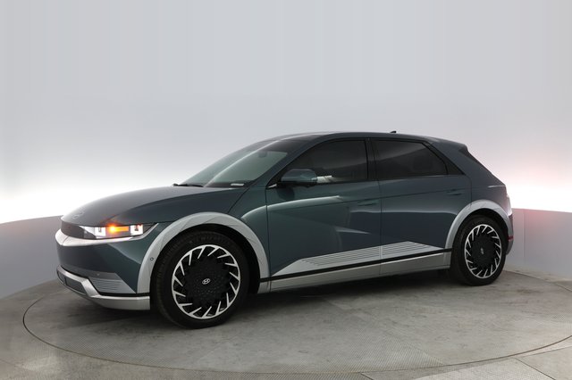 2023 Hyundai IONIQ 5 — photo 11 of 24