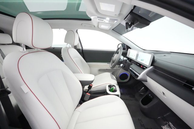 2023 Hyundai IONIQ 5 — photo 18 of 24