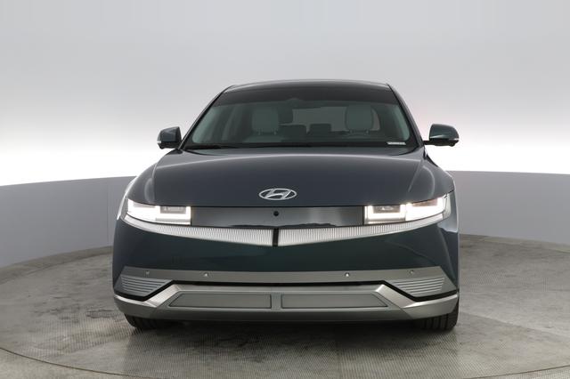 2023 Hyundai IONIQ 5 — photo 6 of 24
