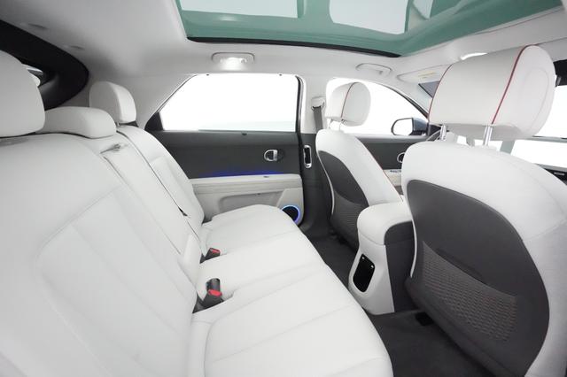 2023 Hyundai IONIQ 5 — photo 4 of 24