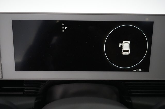 2023 Hyundai IONIQ 5 — photo 5 of 24