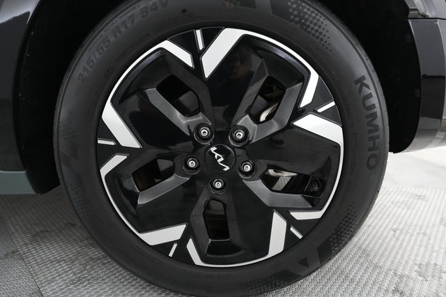 2023 Kia Niro EV — photo 7 of 20