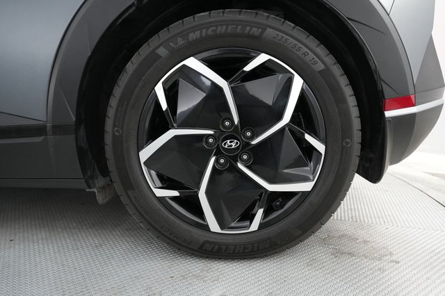 2023 Hyundai IONIQ 5 — photo 15 of 22