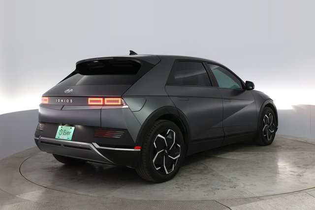 2023 Hyundai IONIQ 5 — photo 3 of 22