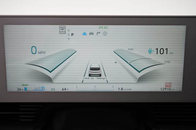 2023 Hyundai IONIQ 5 — photo 5 of 22