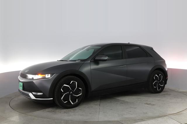 2023 Hyundai IONIQ 5 — photo 10 of 22