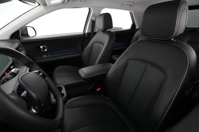 2023 Hyundai IONIQ 5 — photo 2 of 22