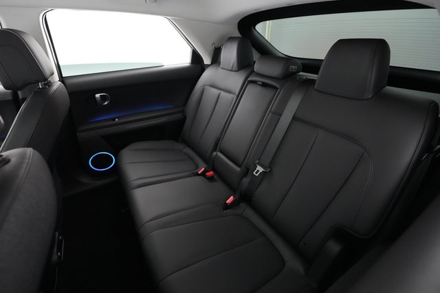 2023 Hyundai IONIQ 5 — photo 19 of 22