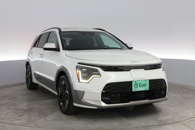 2023 Kia Niro EV — photo 12 of 23