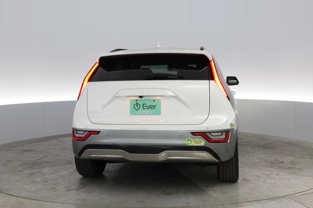 2023 Kia Niro EV — photo 9 of 23
