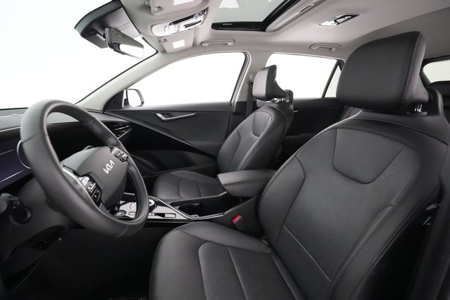 2023 Kia Niro EV — photo 3 of 23