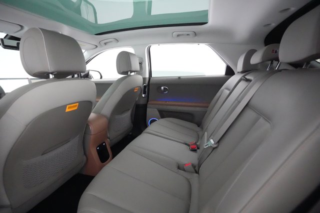 2024 Hyundai IONIQ 5 — photo 22 of 27