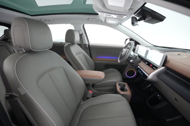 2024 Hyundai IONIQ 5 — photo 20 of 27