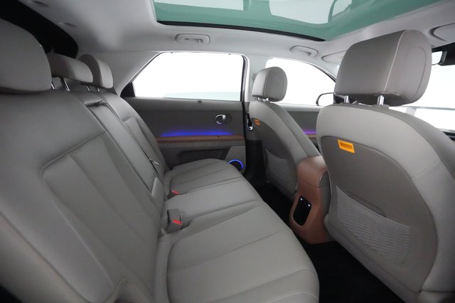 2024 Hyundai IONIQ 5 — photo 21 of 27