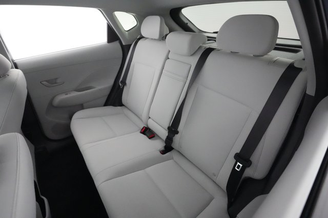 2024 Hyundai Kona — photo 17 of 19