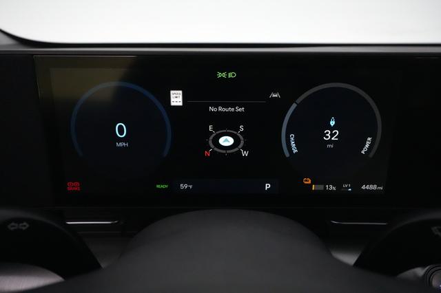 2024 Hyundai Kona — photo 4 of 19