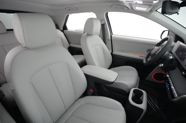 2024 Hyundai IONIQ 5 — photo 18 of 20