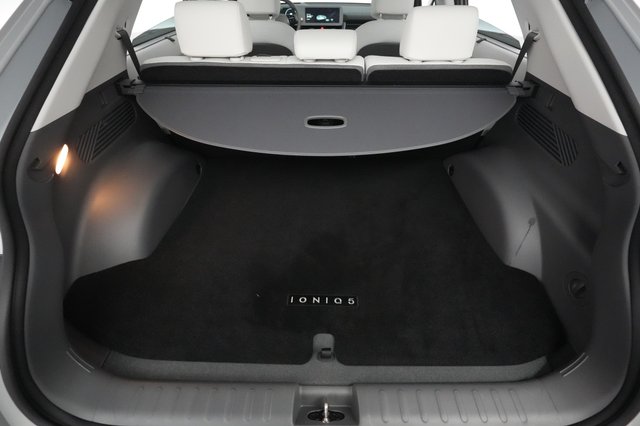 2024 Hyundai IONIQ 5 — photo 6 of 20